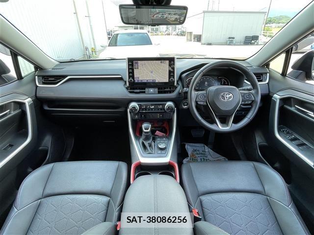 Toyota RAV4 2021 8938301-16