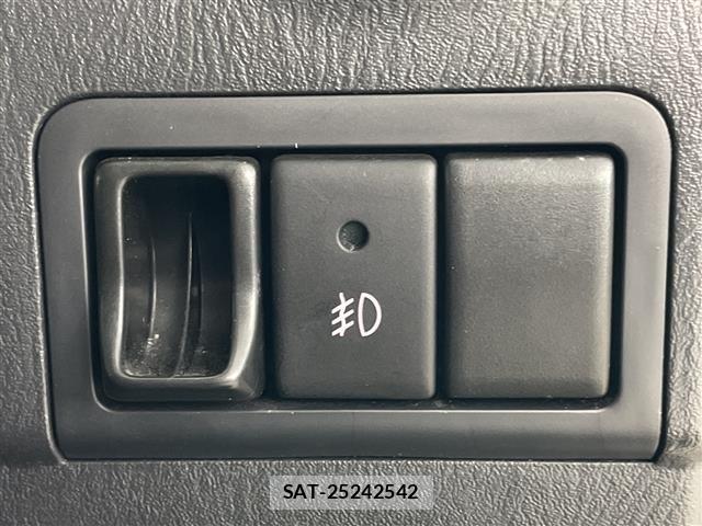 Suzuki JIMNY 2010 8932612-12