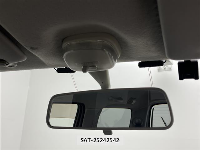 Suzuki JIMNY 2010 8932612-2
