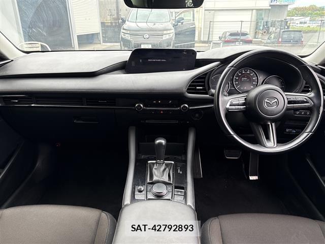 Mazda MAZDA3 2019 8909288-15