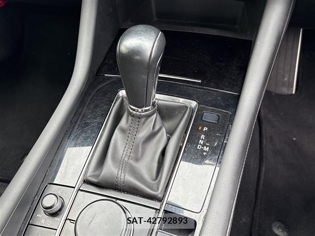 Mazda MAZDA3 2019 8909288-5
