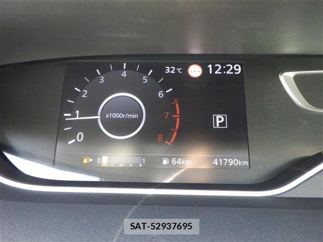 Nissan SERENA 2019 8925696-22