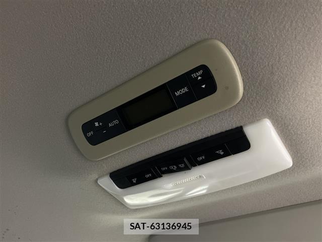 Nissan SERENA 2017 8925707-6