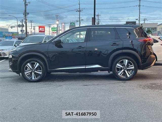 Nissan X-TRAIL 2023 8862548-2