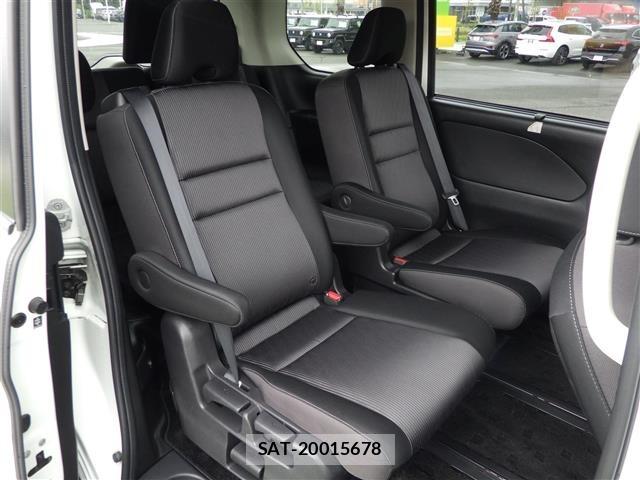 Nissan SERENA 2019 8925708-4
