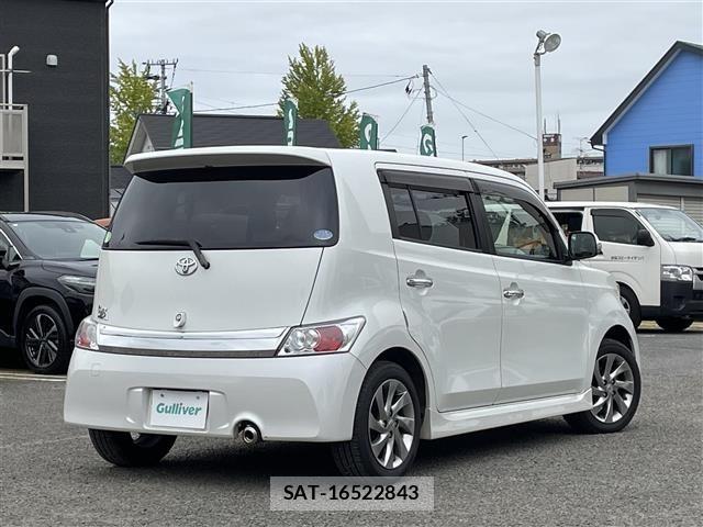 Toyota BB 2013 8910939-18