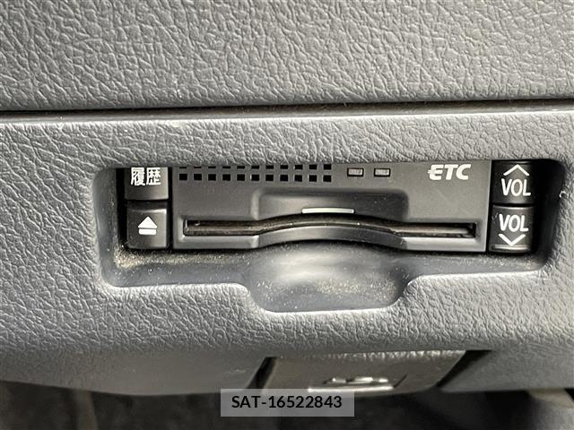 Toyota BB 2013 8910939-3