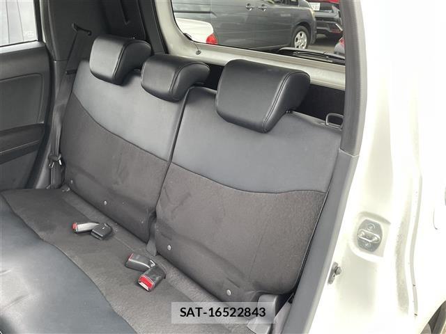 Toyota BB 2013 8910939-4