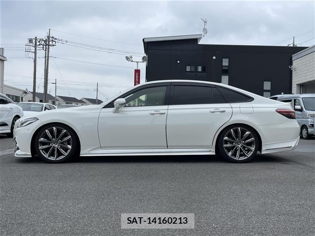 Toyota CROWN 2019 8937564-2