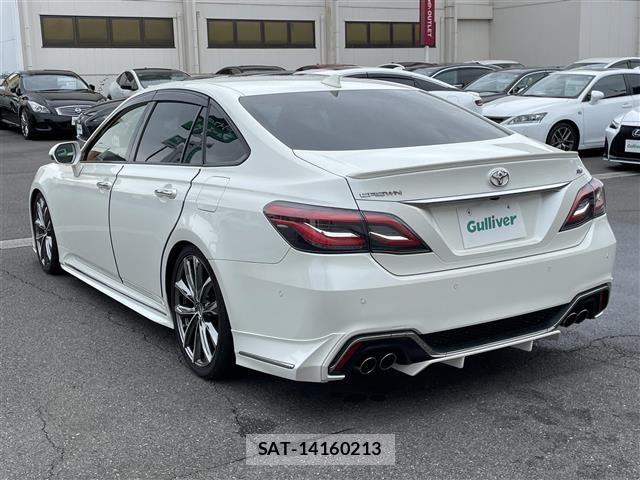 Toyota CROWN 2019 8937564-4