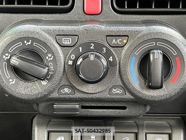 Suzuki JIMNY 2018 8932625-1