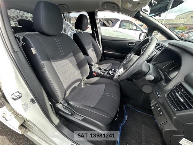 Nissan LEAF 2020 8928865-11