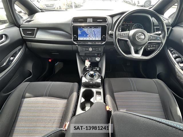 Nissan LEAF 2020 8928865-15