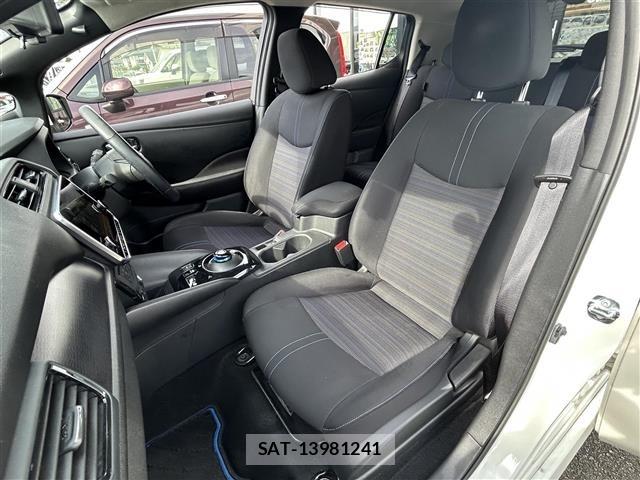Nissan LEAF 2020 8928865-20