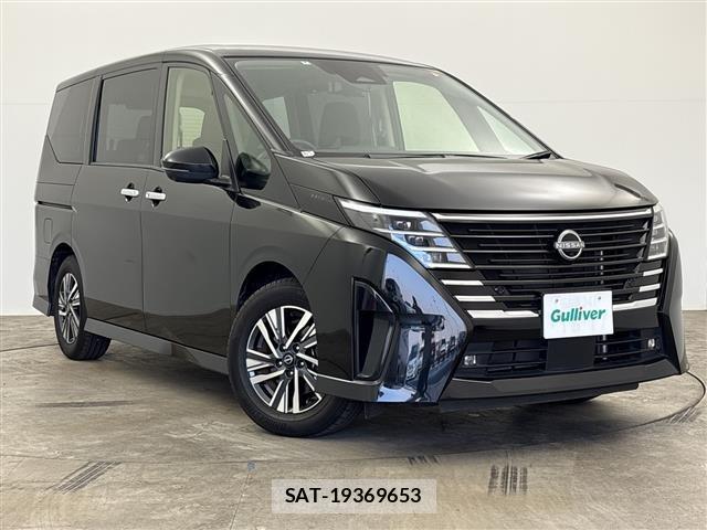 Nissan SERENA 2023 8925724-0