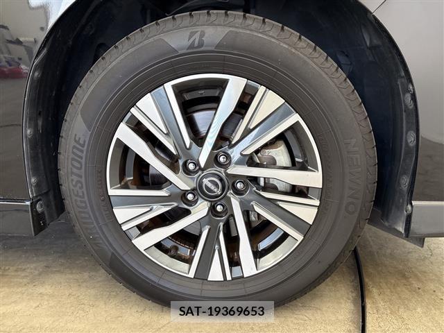 Nissan SERENA 2023 8925724-10