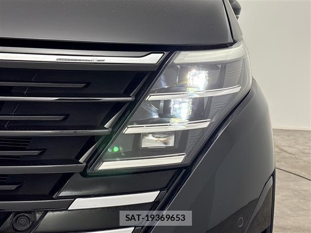 Nissan SERENA 2023 8925724-12