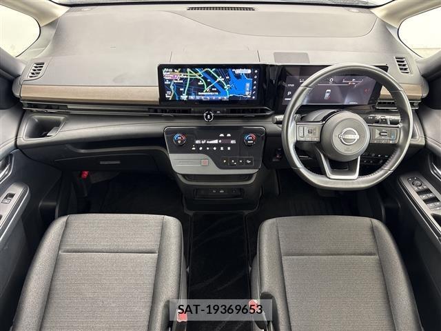 Nissan SERENA 2023 8925724-14