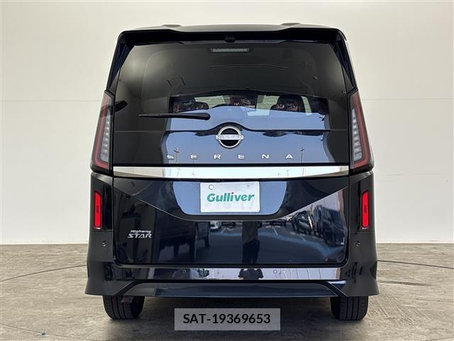 Nissan SERENA 2023 8925724-4