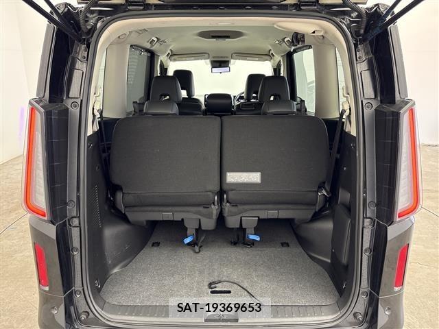 Nissan SERENA 2023 8925724-9