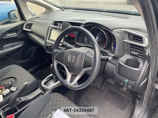 Honda FIT 2017 8921701-1