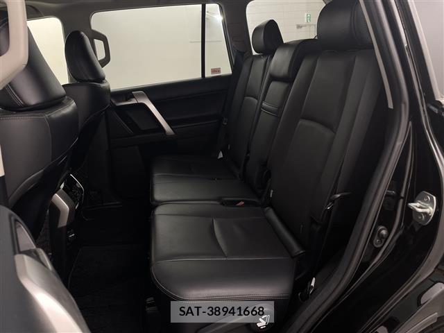 Toyota LAND CRUISER PRADO 2023 8907312-10