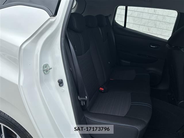 Nissan LEAF 2019 8928878-2