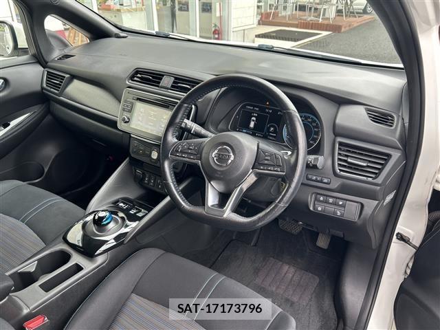 Nissan LEAF 2019 8928878-22