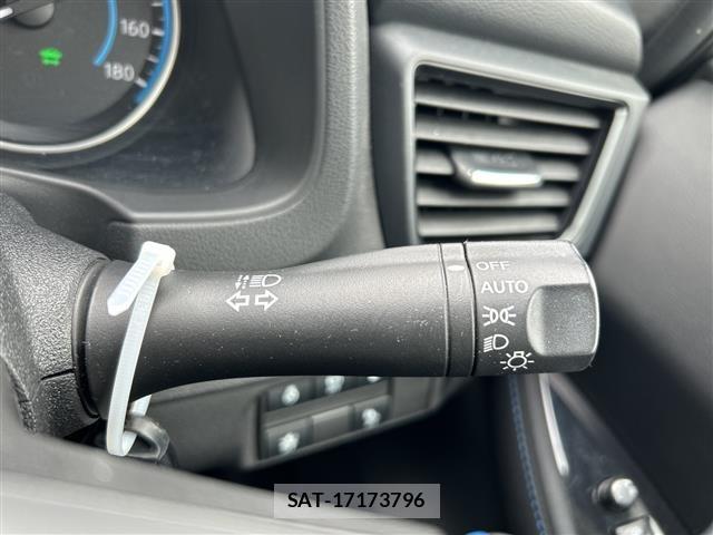 Nissan LEAF 2019 8928878-7