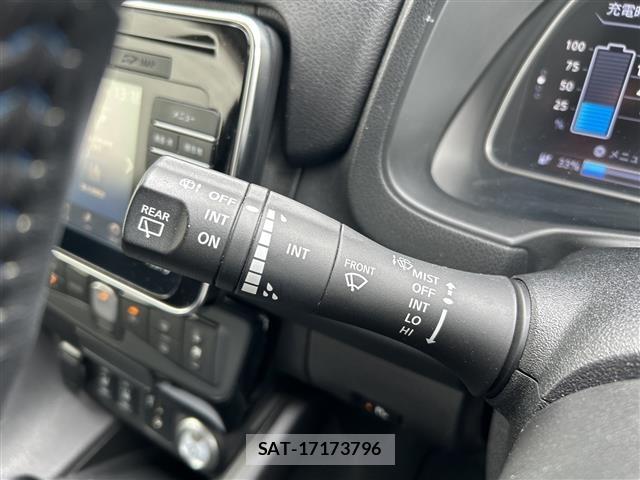 Nissan LEAF 2019 8928878-8