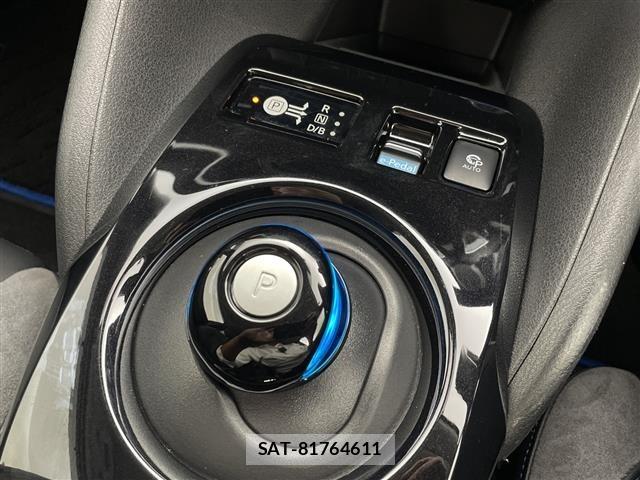 Nissan LEAF 2021 8928879-2