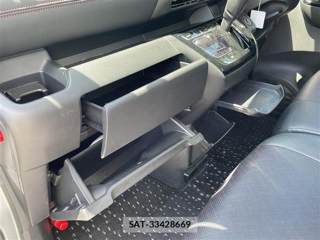 Nissan ROOX 2025 8902517-2