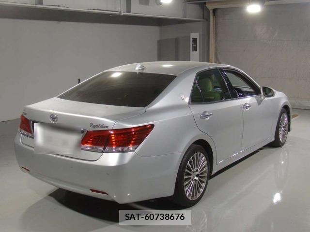 Toyota CROWN 2015 8680478-1