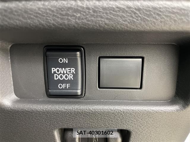 Nissan ROOX 2025 8902548-2