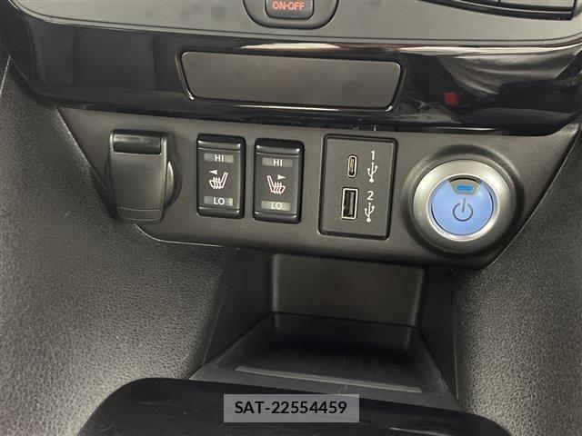 Nissan LEAF 2021 8928901-11