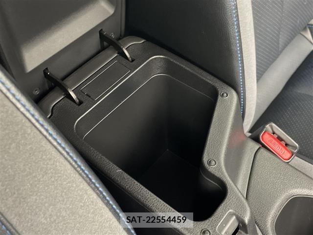 Nissan LEAF 2021 8928901-22