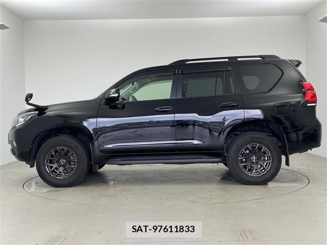 Toyota LAND CRUISER PRADO 2022 8907318-2