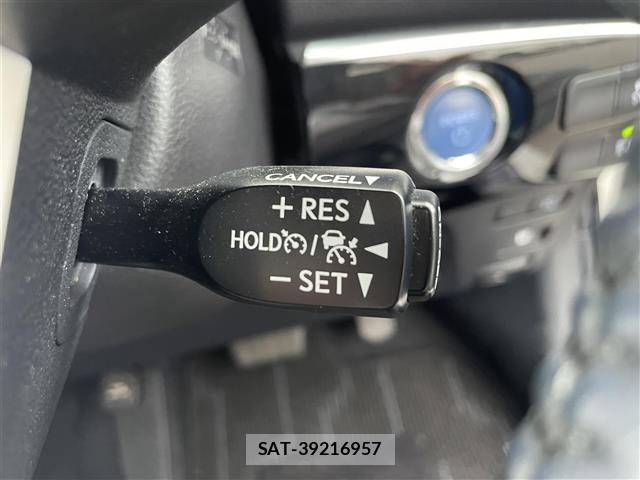 Toyota PRIUS PHV 2018 8915700-3