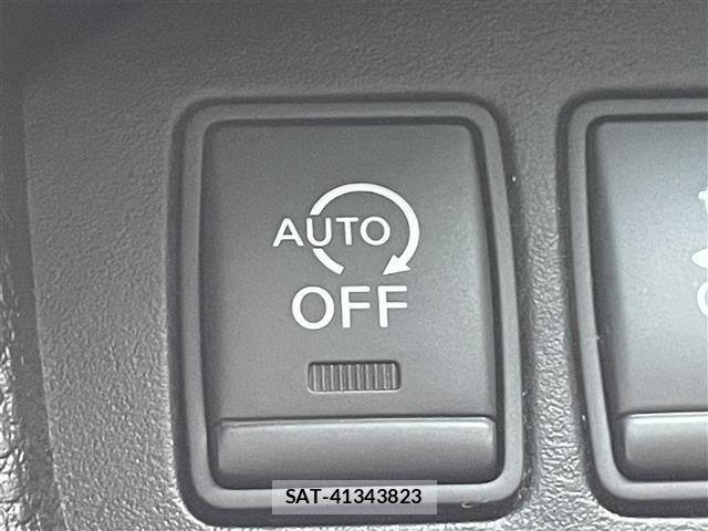 Nissan SERENA 2015 8925811-11