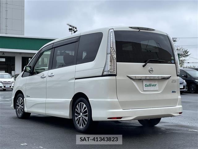 Nissan SERENA 2015 8925811-2