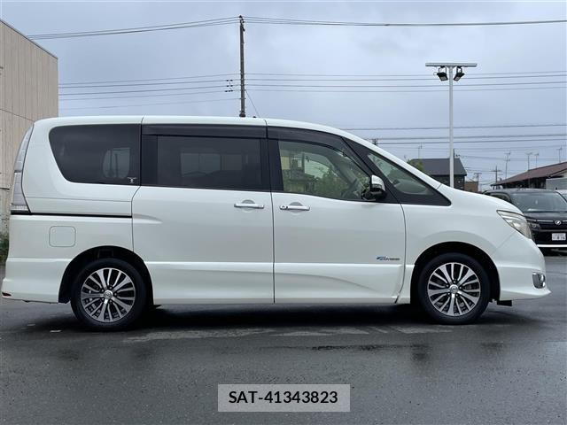 Nissan SERENA 2015 8925811-22