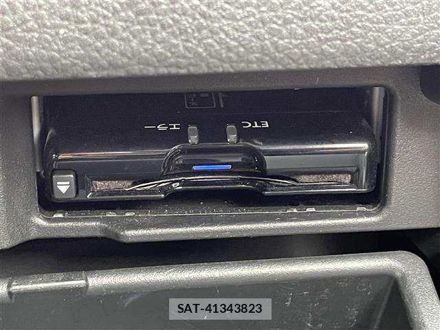 Nissan SERENA 2015 8925811-5