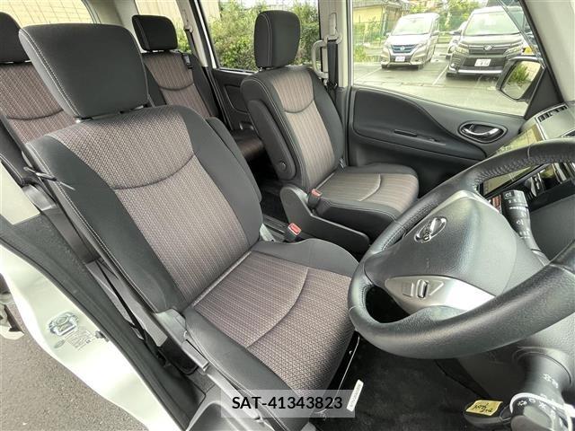 Nissan SERENA 2015 8925811-7