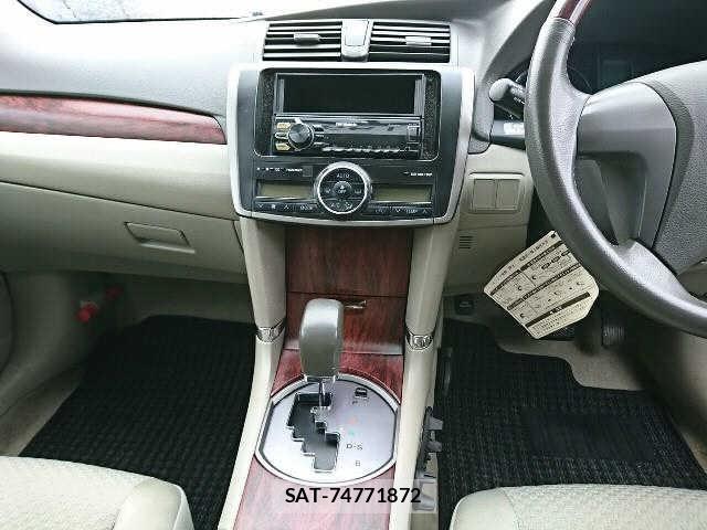 Toyota PREMIO 2010 8860617-6