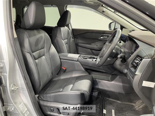 Nissan X-TRAIL 2022 8929017-10