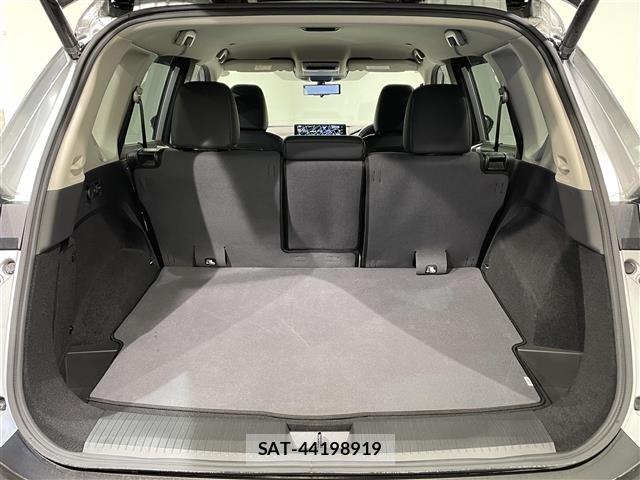 Nissan X-TRAIL 2022 8929017-12