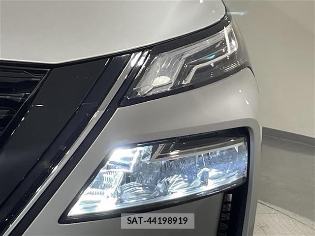Nissan X-TRAIL 2022 8929017-13