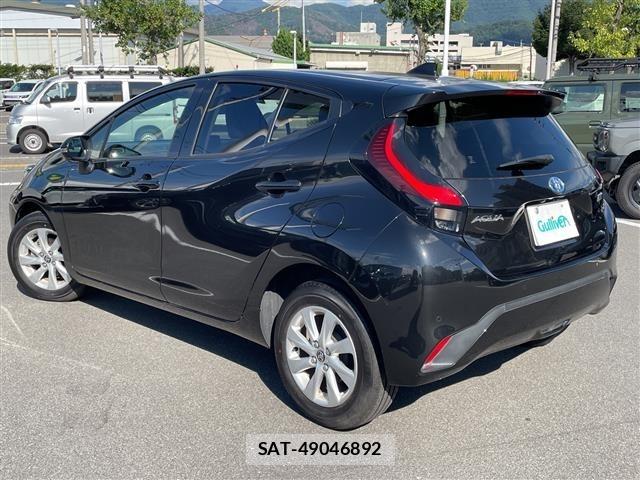 Toyota AQUA 2023 8947900-13