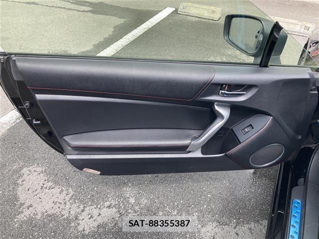 Toyota 86 2016 8891934-7