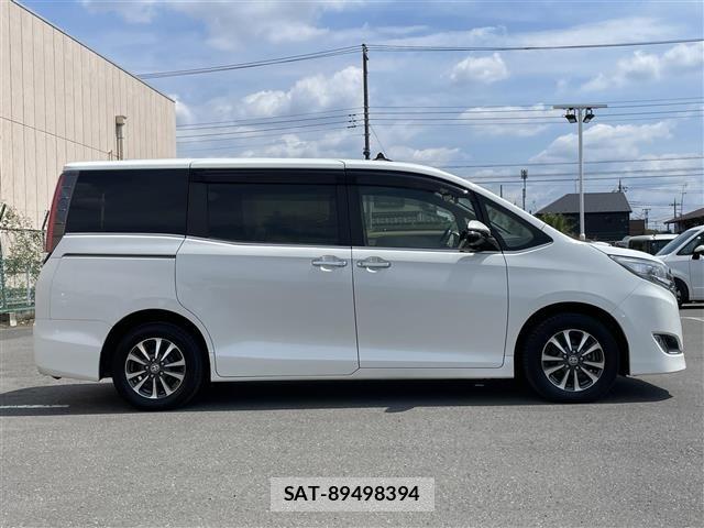 Toyota ESQUIRE 2019 8692619-20